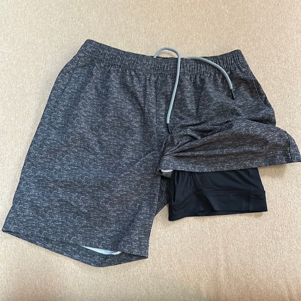 Chubbies 7” compression lines sport shorts